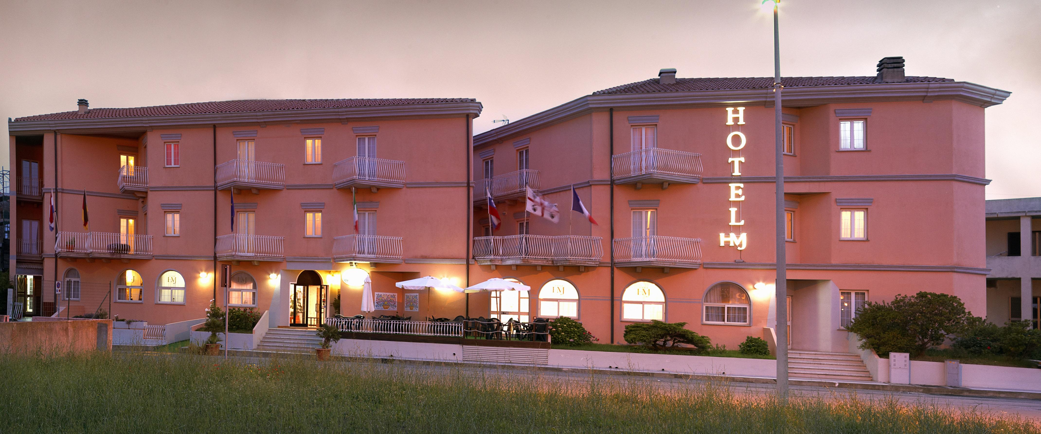 Hotel Majore Santa Teresa Gallura Exterior foto